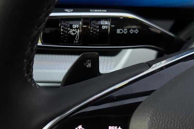 2025 Cadillac OPTIQ Luxury 1