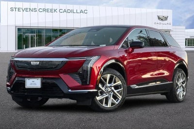 2025 Cadillac OPTIQ Luxury 1