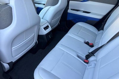 2025 Cadillac OPTIQ Luxury 1