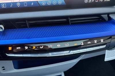 2025 Cadillac OPTIQ Luxury 1