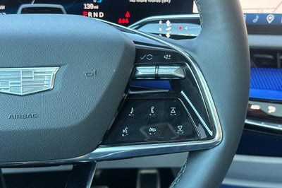 2025 Cadillac OPTIQ Luxury 1