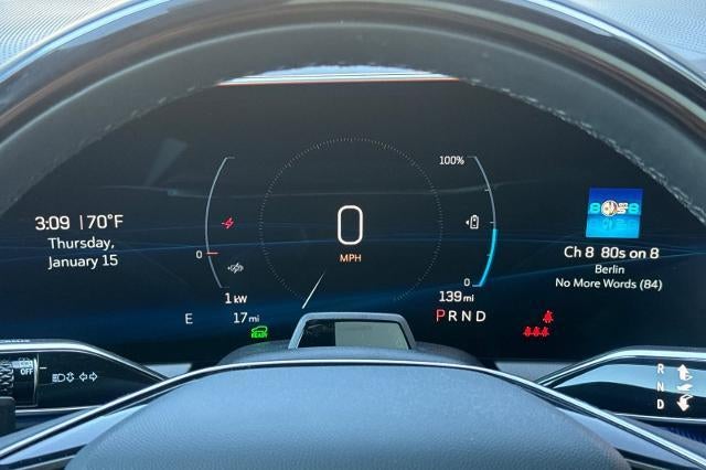 2025 Cadillac OPTIQ Luxury 1