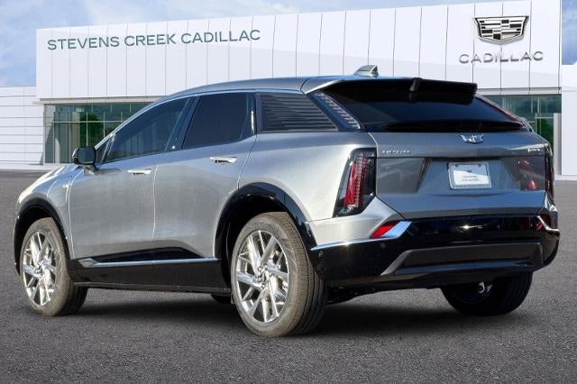 2025 Cadillac OPTIQ Luxury 1