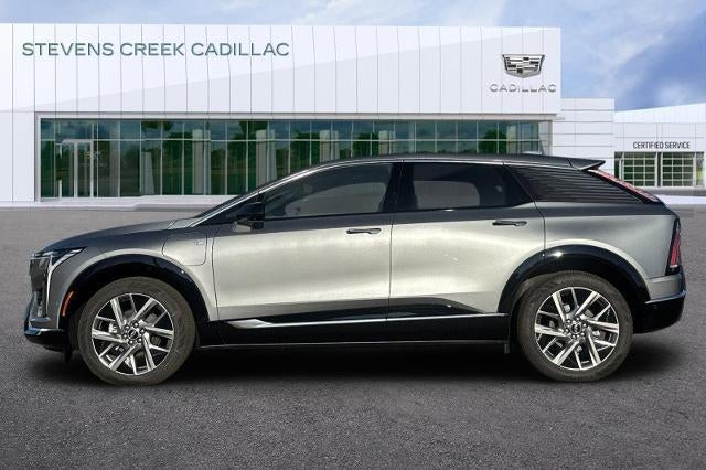 2025 Cadillac OPTIQ Luxury 1