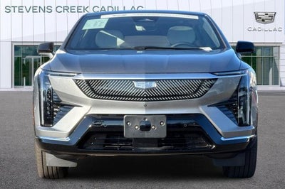 2025 Cadillac OPTIQ Luxury 1