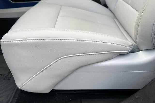 2025 Cadillac OPTIQ Luxury 1