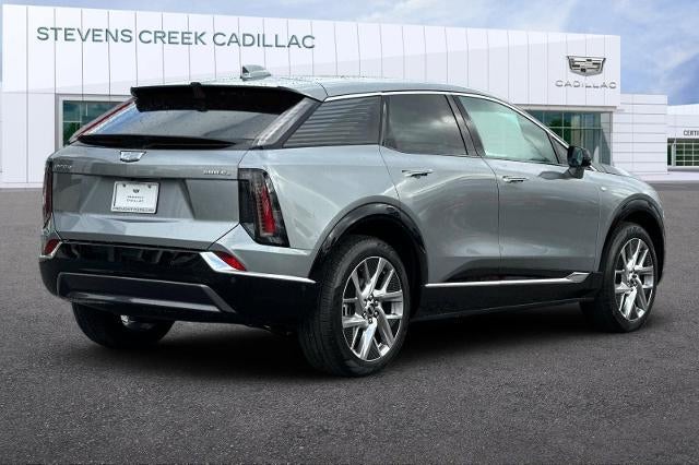 2025 Cadillac OPTIQ Luxury 1