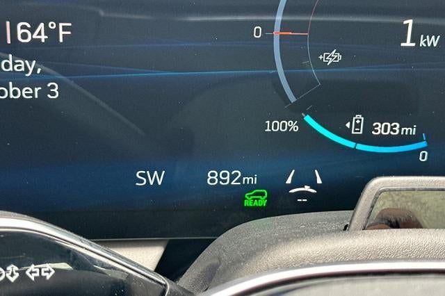 2025 Cadillac OPTIQ Luxury 1