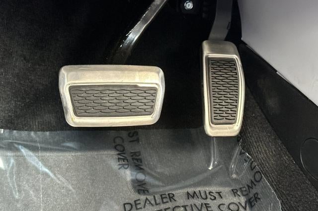 2025 Cadillac OPTIQ Luxury 1