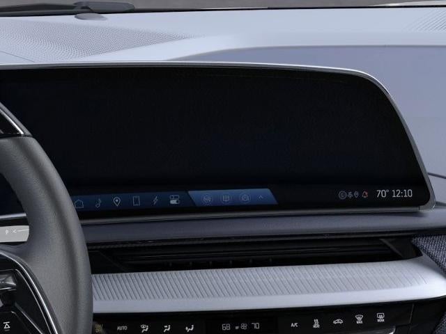 2026 Cadillac OPTIQ Premium Luxury