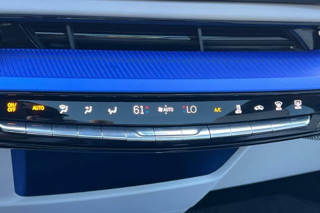 2026 Cadillac OPTIQ Premium Luxury - Photo 27