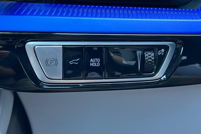 2026 Cadillac OPTIQ Premium Luxury - Photo 37