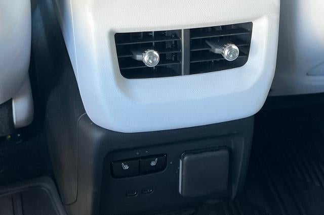 2026 Cadillac OPTIQ Premium Luxury - Photo 38