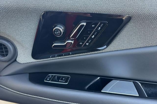 2025 Cadillac OPTIQ Sport 2