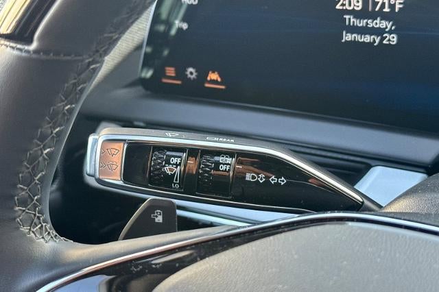 2025 Cadillac OPTIQ Sport 2