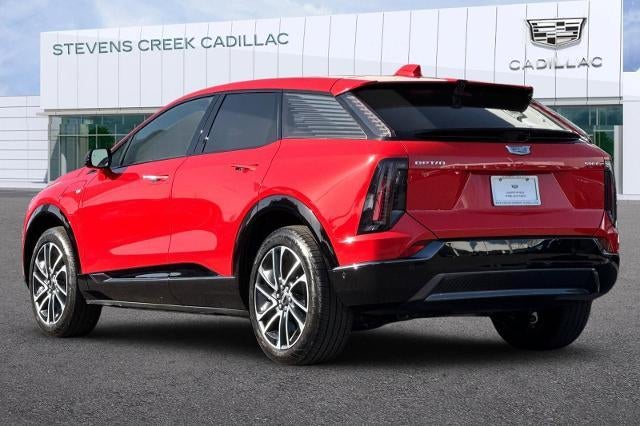 2025 Cadillac OPTIQ Sport 2