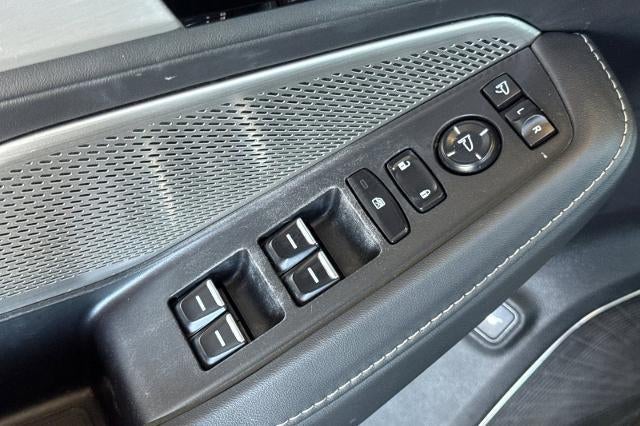 2023 Acura MDX w/Technology Package