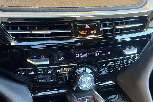 2023 Acura MDX w/Technology Package