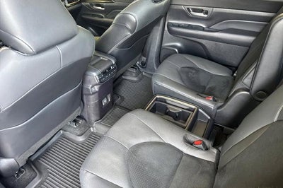 2025 Toyota Grand Highlander Hybrid MAX Limited