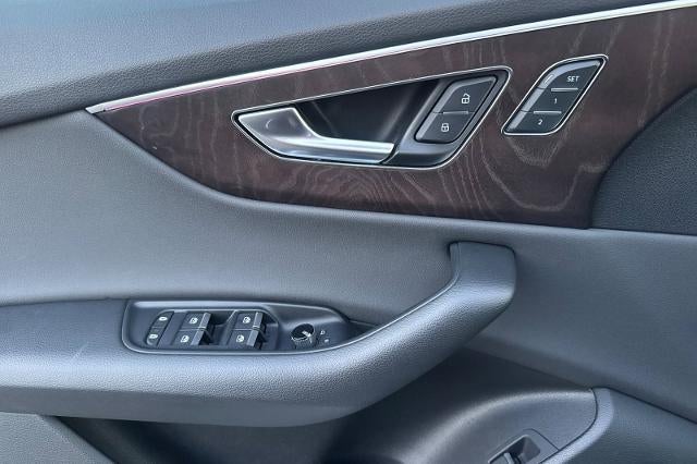 2019 Audi Q8 Prestige