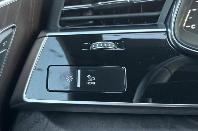 2019 Audi Q8 Prestige