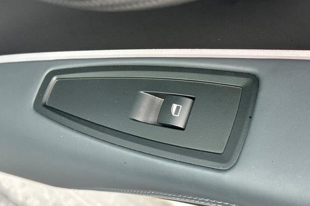 2019 BMW i8 Base