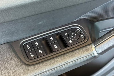2022 Porsche Cayenne Base
