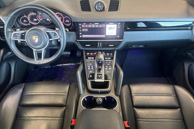 2022 Porsche Cayenne Base