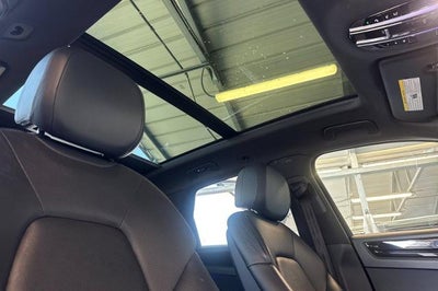 2022 Porsche Cayenne Base