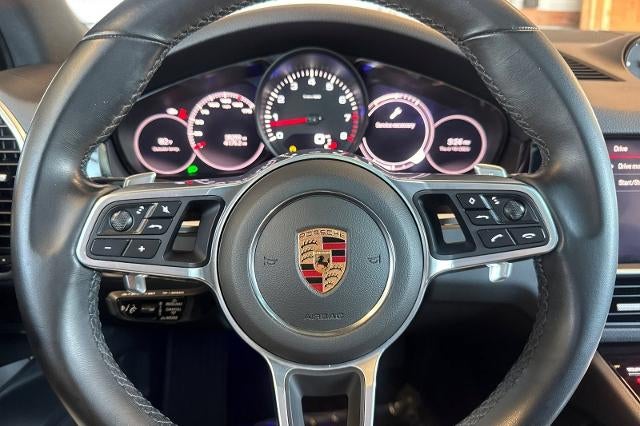 2022 Porsche Cayenne Base