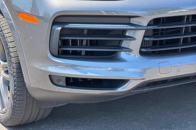 2022 Porsche Cayenne Base