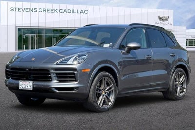 2022 Porsche Cayenne Base