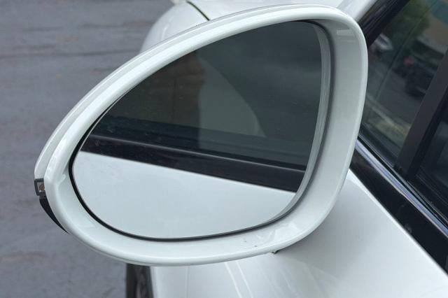 2023 Porsche Cayenne Base