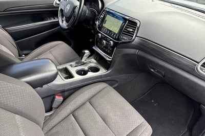 2020 Jeep Grand Cherokee Laredo E