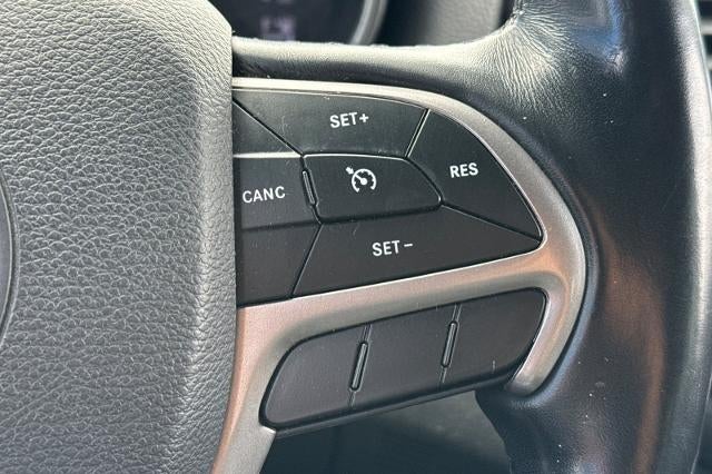 2020 Jeep Grand Cherokee Laredo E