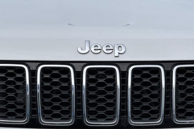 2020 Jeep Grand Cherokee Laredo E