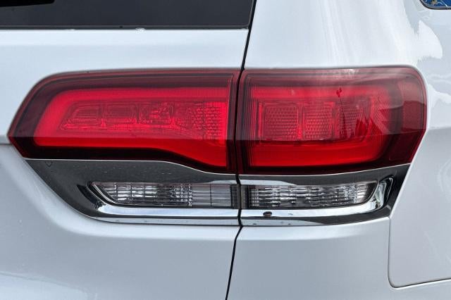 2020 Jeep Grand Cherokee Laredo E