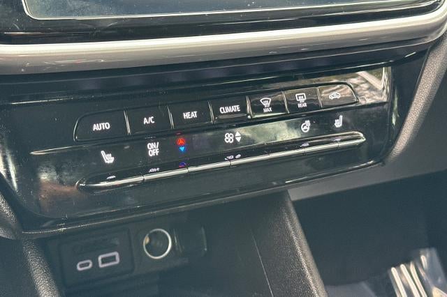 2023 Chevrolet Bolt EUV LT