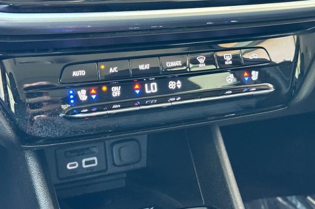 2023 Chevrolet Bolt EUV LT