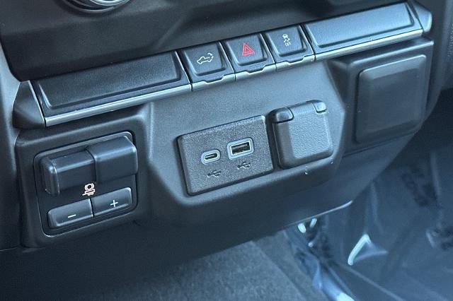 2023 Chevrolet Silverado 2500 HD Custom