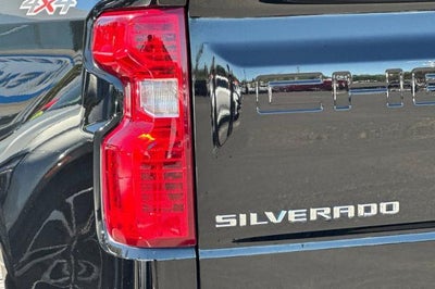 2022 Chevrolet Silverado 1500 LT (2FL)