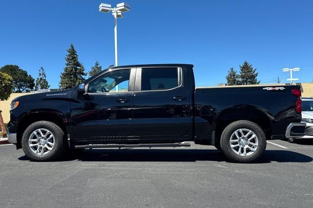 2022 Chevrolet Silverado 1500 LT (2FL)