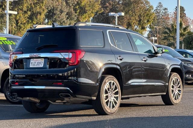 2023 GMC Acadia Denali