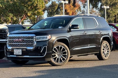 2023 GMC Acadia Denali
