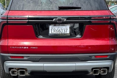 2026 Chevrolet Traverse LT