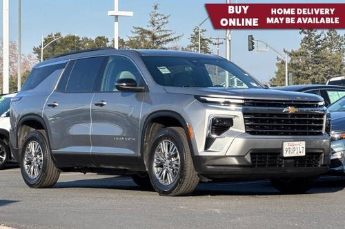2025 Chevrolet Traverse LT