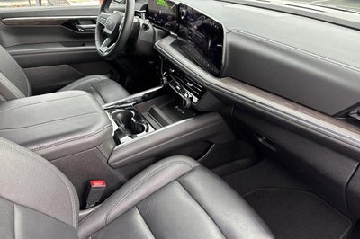 2025 Chevrolet Suburban Z71