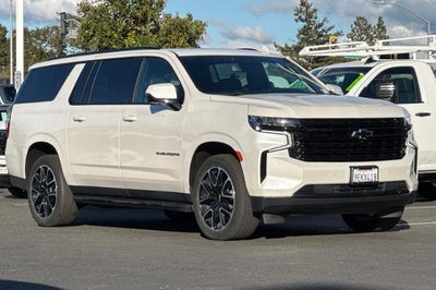 2023 Chevrolet Suburban RST