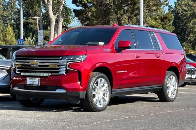 2023 Chevrolet Suburban High Country