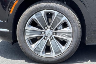 2026 Cadillac VISTIQ Luxury